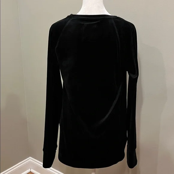 Lilly Pulitzer Blythe Velour Pullover in Onyx Black Long Sleeve Size Small - Picture 6 of 8